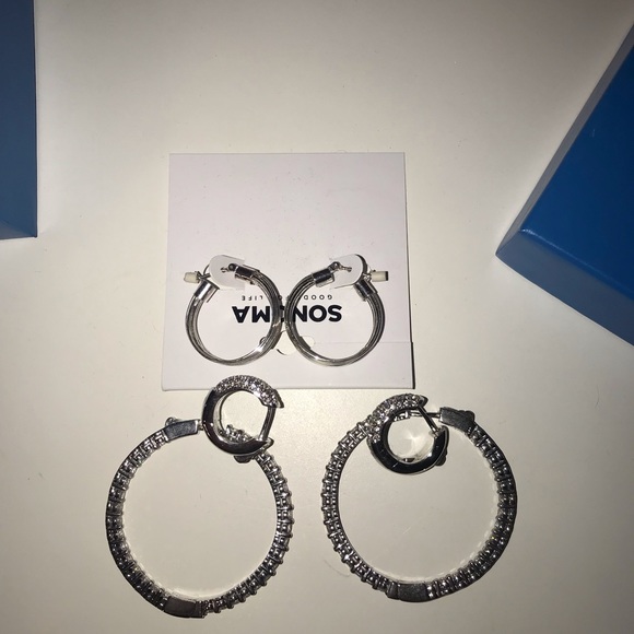 Jewelry - Picture 2 of 2